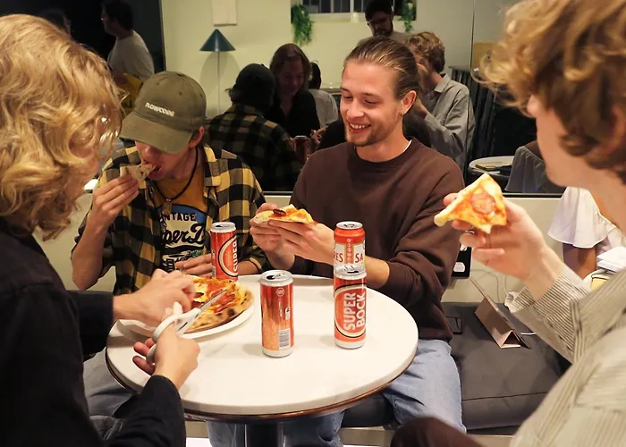Gspot Hostels & Love Triangles Pizzeria Lissabon