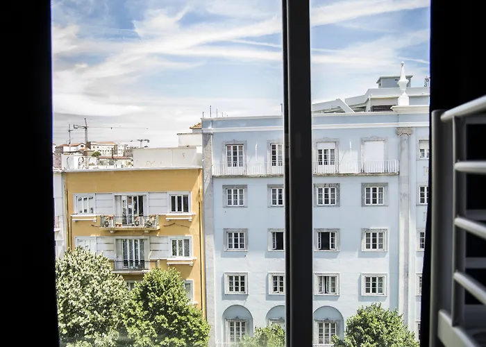 Avenue Hostel & Suites Lisbona